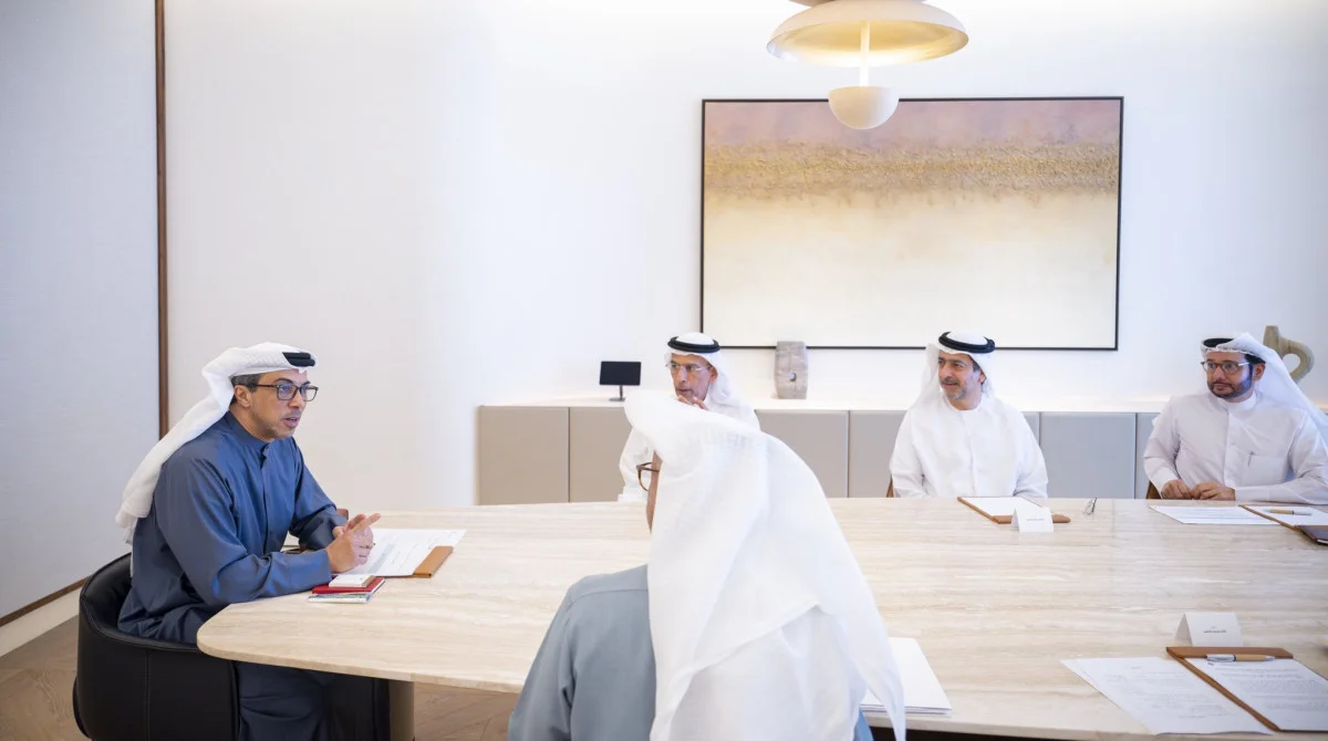 الشيخ منصور بن زايد آل نهيان يعلن اعتماد حزمة دعم لتعزيز مرونة القطاع المالي في دولة الإمارات ودعم الاقتصاد الوطني