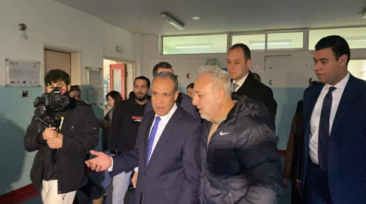 زيارة وزير الخارجية لمراكز إيواء النازحين في لبنان