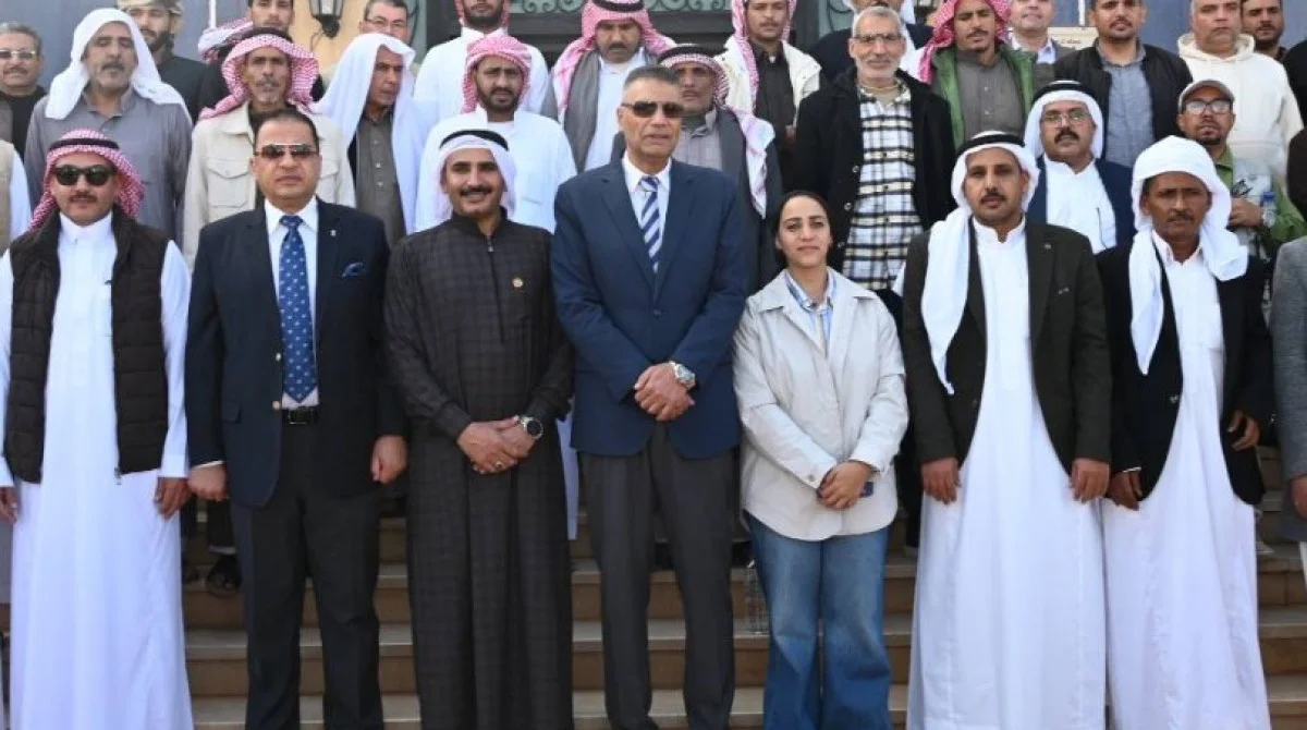 محافظ جنوب سيناء خلال اجتماع مع مشايخ وعواقل بدو أبو رديس